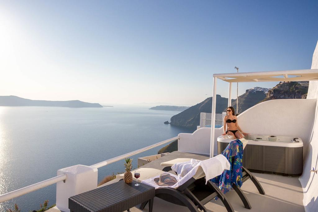 Asma Suites Fira  Room photo