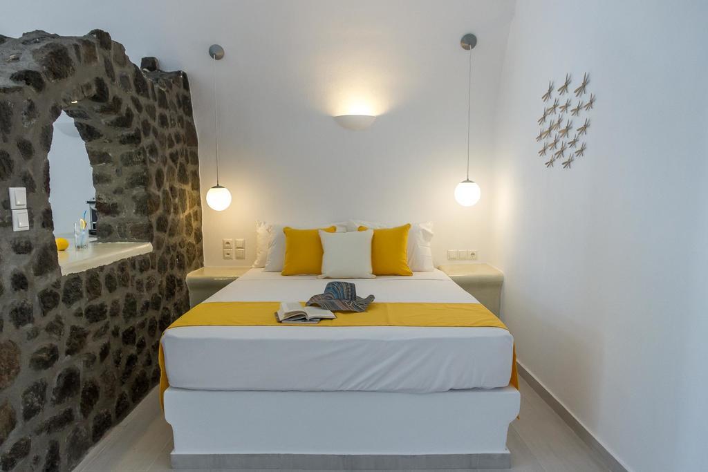Asma Suites Fira  Room photo