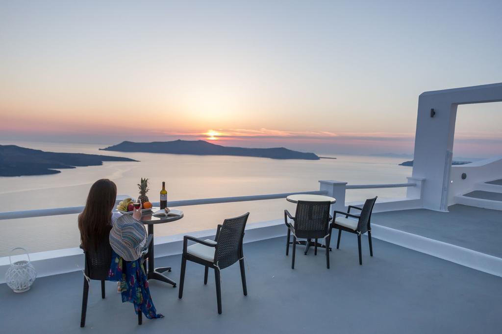Asma Suites Fira  Room photo